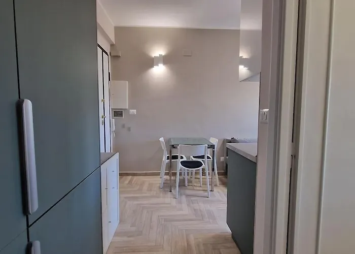 Vatican 6th Floor Ac Panoramic Views 아파트